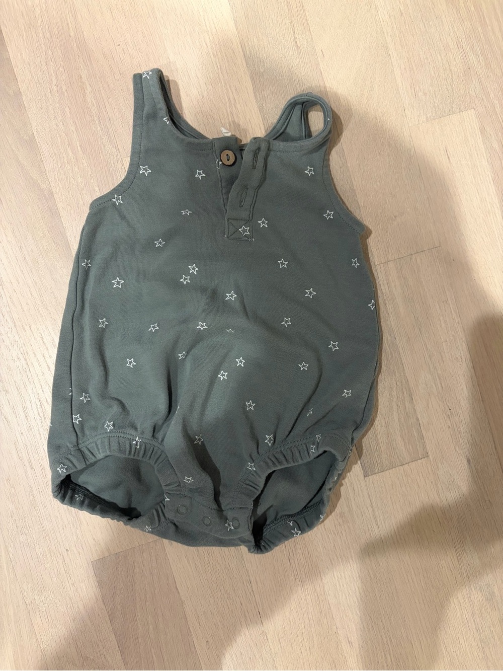 Rylee and cru Baby Star-Print Sleeveless Romper - Olive Green 6-12 months